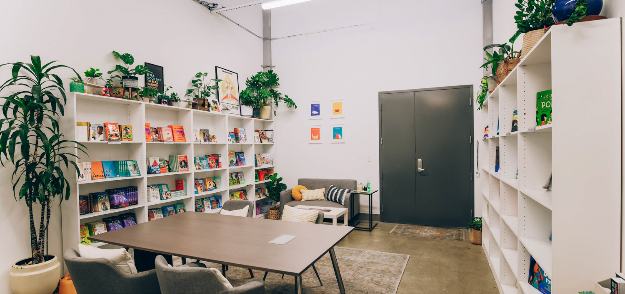 Medium Workspace gallery image